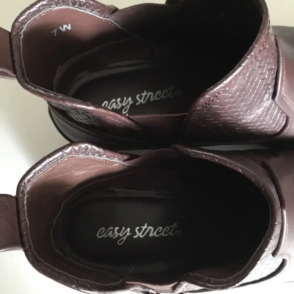 EASY STREET WESTERN STYLE ANKLE BOOTIES - Picture 12 of 12